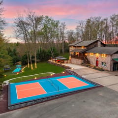 Luxury meets Wilderness in the Heart of Poconos