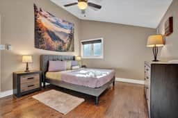 Mountain Home: Hot Tub, Lake Beach & Fireplace