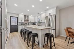 6BR Retreat: Hot Tub, Sauna & Cold Plunge
