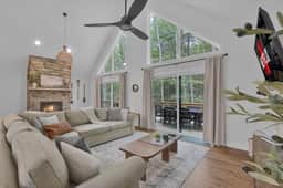 Hot Tub, Luxe, Game Room, Open Concept, Privacy - Image 4