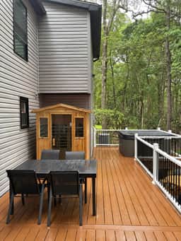 6BR Retreat: Hot Tub, Sauna & Game Room - Image 4