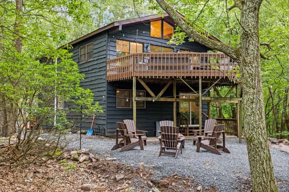 Mountain Retreat - 5min to Big Boulder & Skiing - Image 1