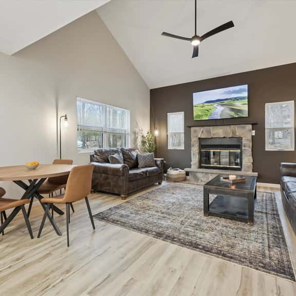 6BR Retreat: Hot Tub, Sauna & Game Room - Image 1