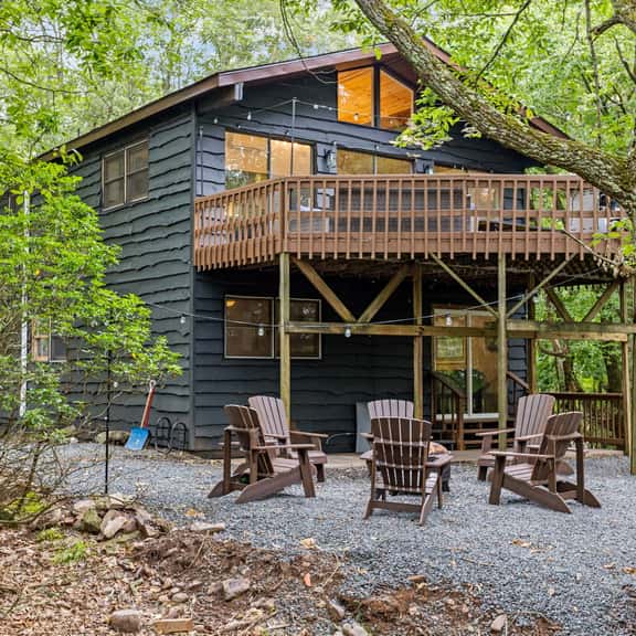 Mountain Retreat - 5min to Big Boulder & Skiing - Image 1