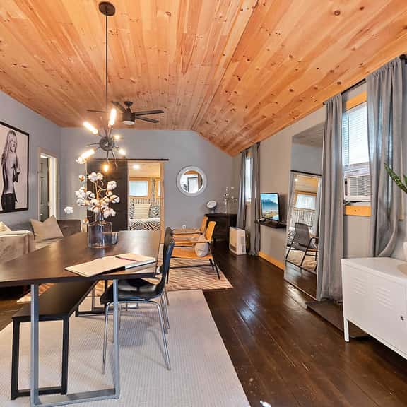 Modern Pocono Cabin - Firepit, Hammock & Sunroom - Image 1