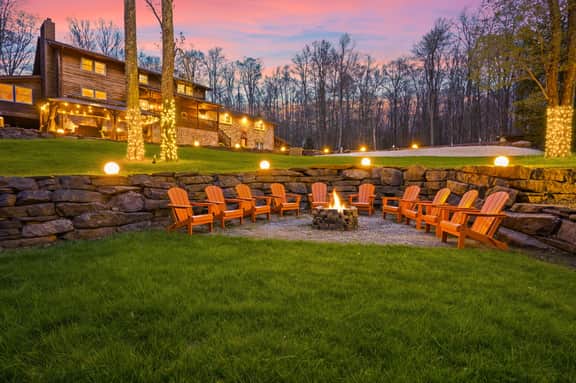 Luxury meets Wilderness in the Heart of Poconos