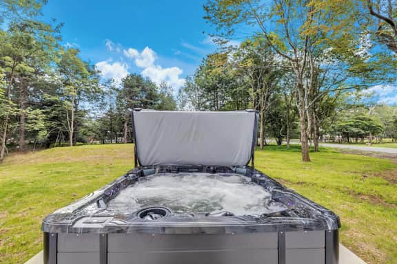 Lake Access, Hot Tub & Game Room | Pet-Friendly