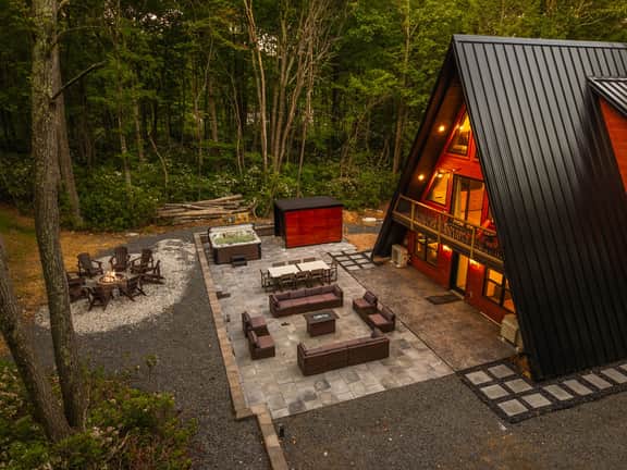 Luxury A-Frame: Hot Tub, Sauna & Views