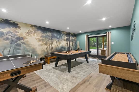 Pool, Hot Tub, Sauna, Game Room, Luxury and More!