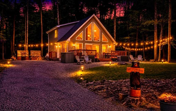 Brand New Chalet - Seclusion, Arcade, Fire Pit